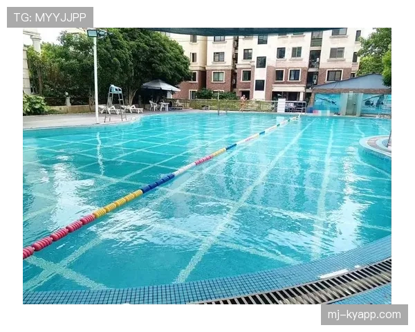 汪顺家里泳池比很多人小区还大，这日子过得我酸了